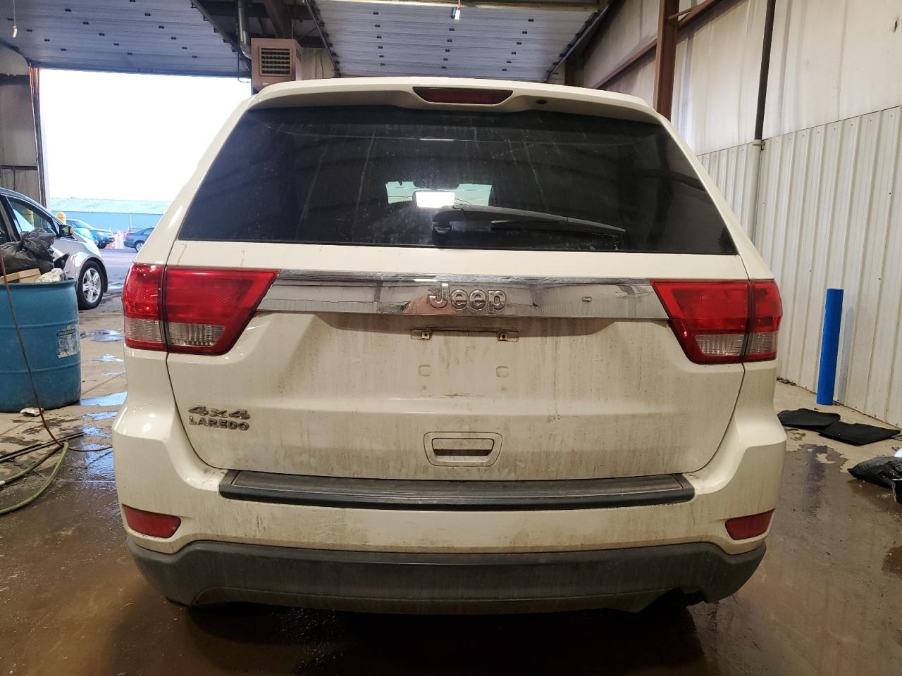 2012 Jeep Grand Cherokee VIN 1C4RJFAG6CC165377 Copart auction photo, front end damage thumbnail 6
