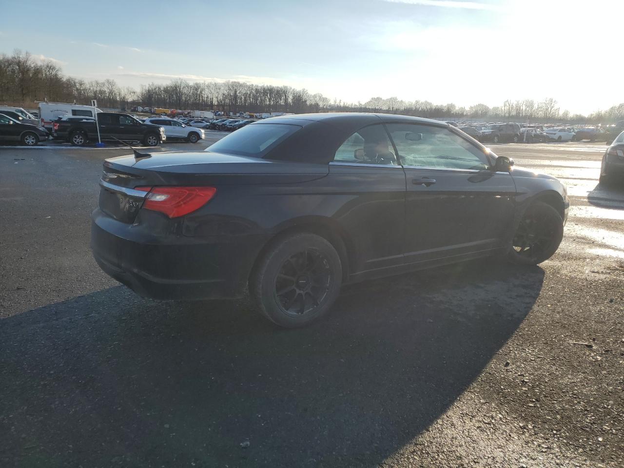 2011 Chrysler 200 VIN 1C3BC8EG3BN616032 Copart auction photo, front end damage thumbnail 3