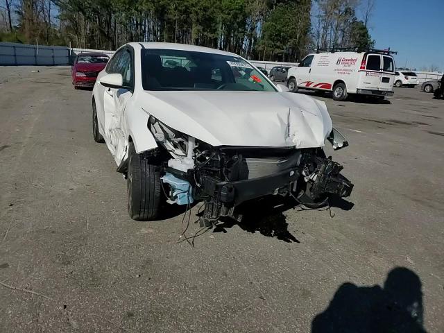 2021 KIA Forte VIN 3KPF24ADXME372181 Copart auction photo, front end / side damage thumbnail 11