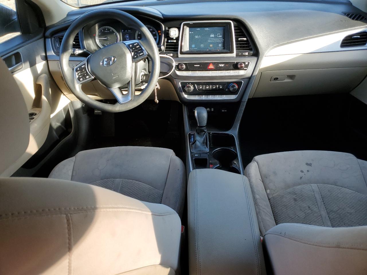 2018 Hyundai Sonata VIN 5NPE24AF1JH647568 Copart auction photo, front end / minor dent/scratches damage thumbnail 8