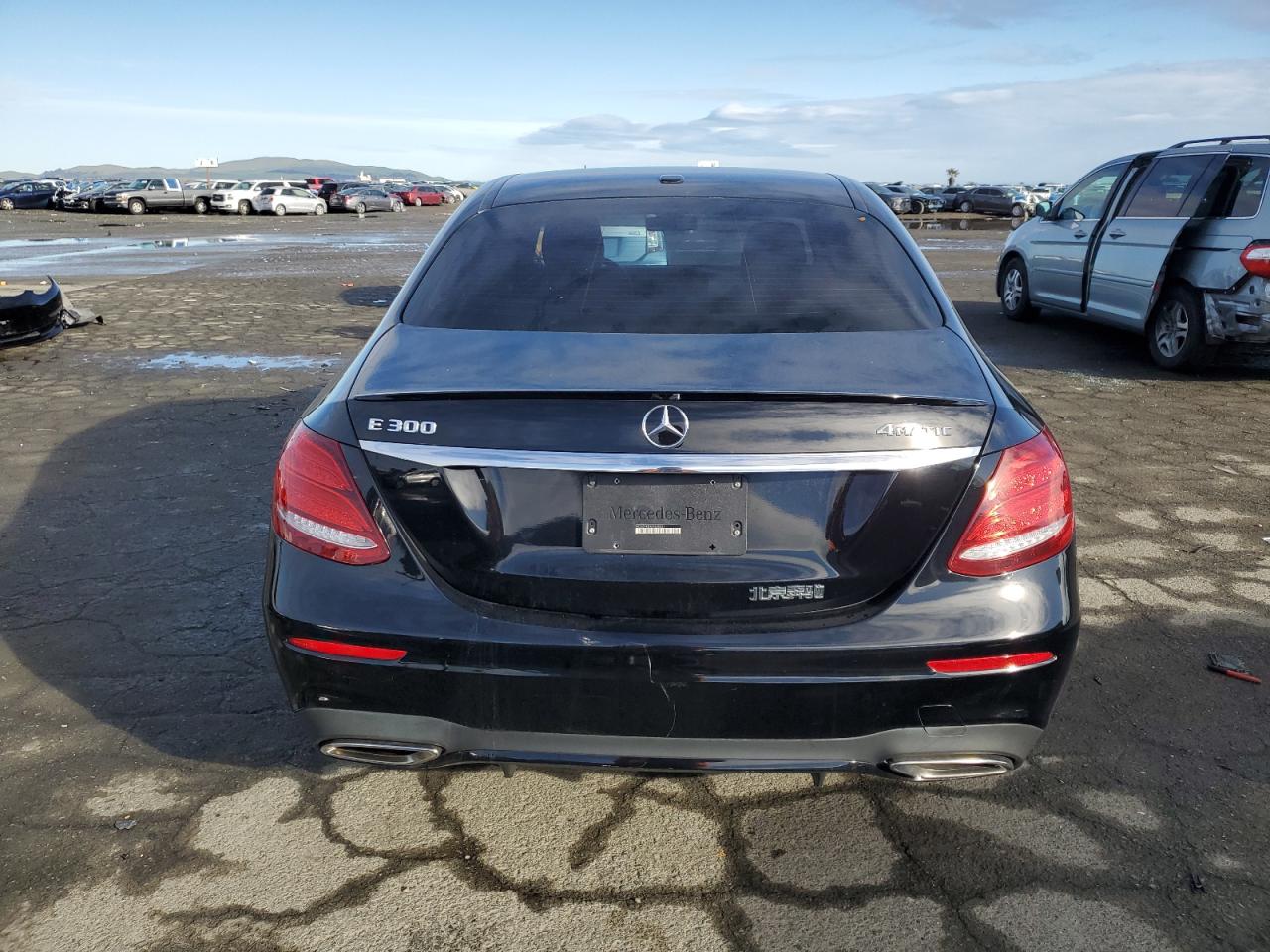 2019 Mercedes-Benz E-klasse VIN WDDZF4JBXKA635081 Copart auction photo, front end damage thumbnail 6