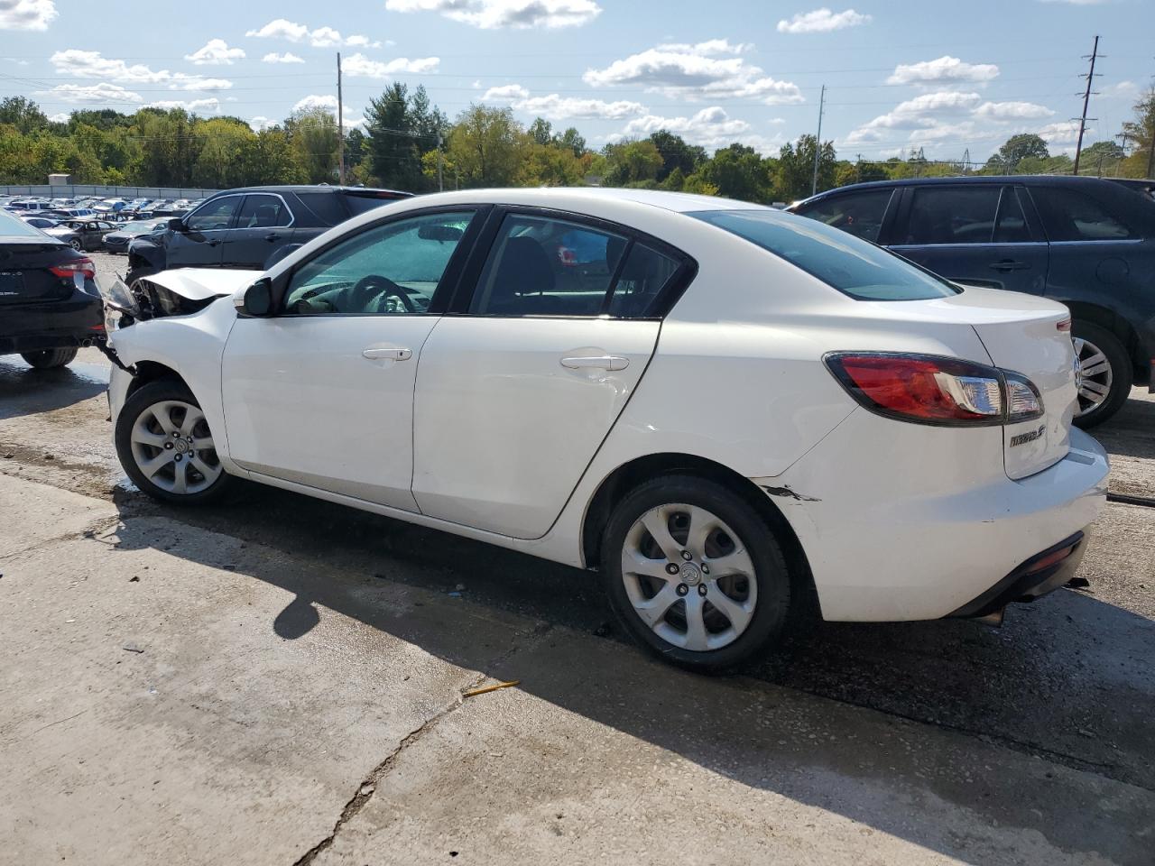 2010 Mazda 3 VIN JM1BL1SG3A1141611 Copart auction photo, front end damage thumbnail 2