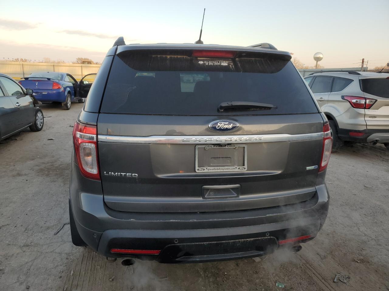 2015 Ford Explorer VIN 1FM5K8F82FGB69136 Copart auction photo, front end / side damage thumbnail 6