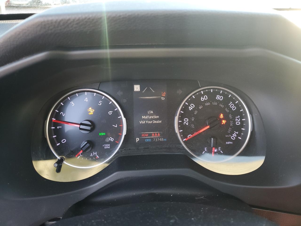 2019 Toyota RAV 4 VIN JTMP1RFV2KD504404 Copart auction photo, front end damage thumbnail 9