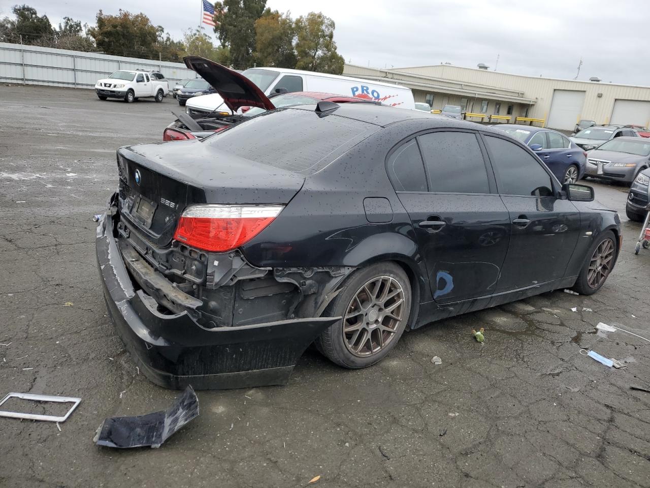 2008 BMW 5er VIN WBANU53598CT13215 Copart auction photo, rear end damage thumbnail 3