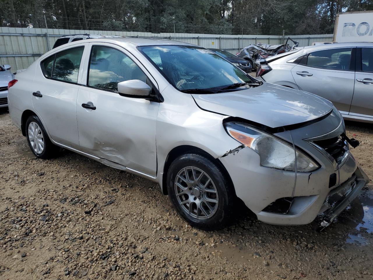 2017 Nissan Versa VIN 3N1CN7AP7HL895281 Copart auction photo, front end damage thumbnail 4