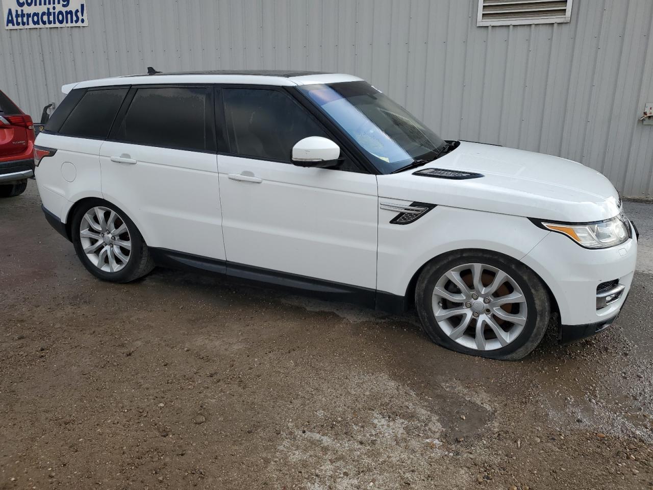 2016 Land Rover Range Rover VIN SALWR2KF3GA632565 Copart auction photo, front end damage thumbnail 4