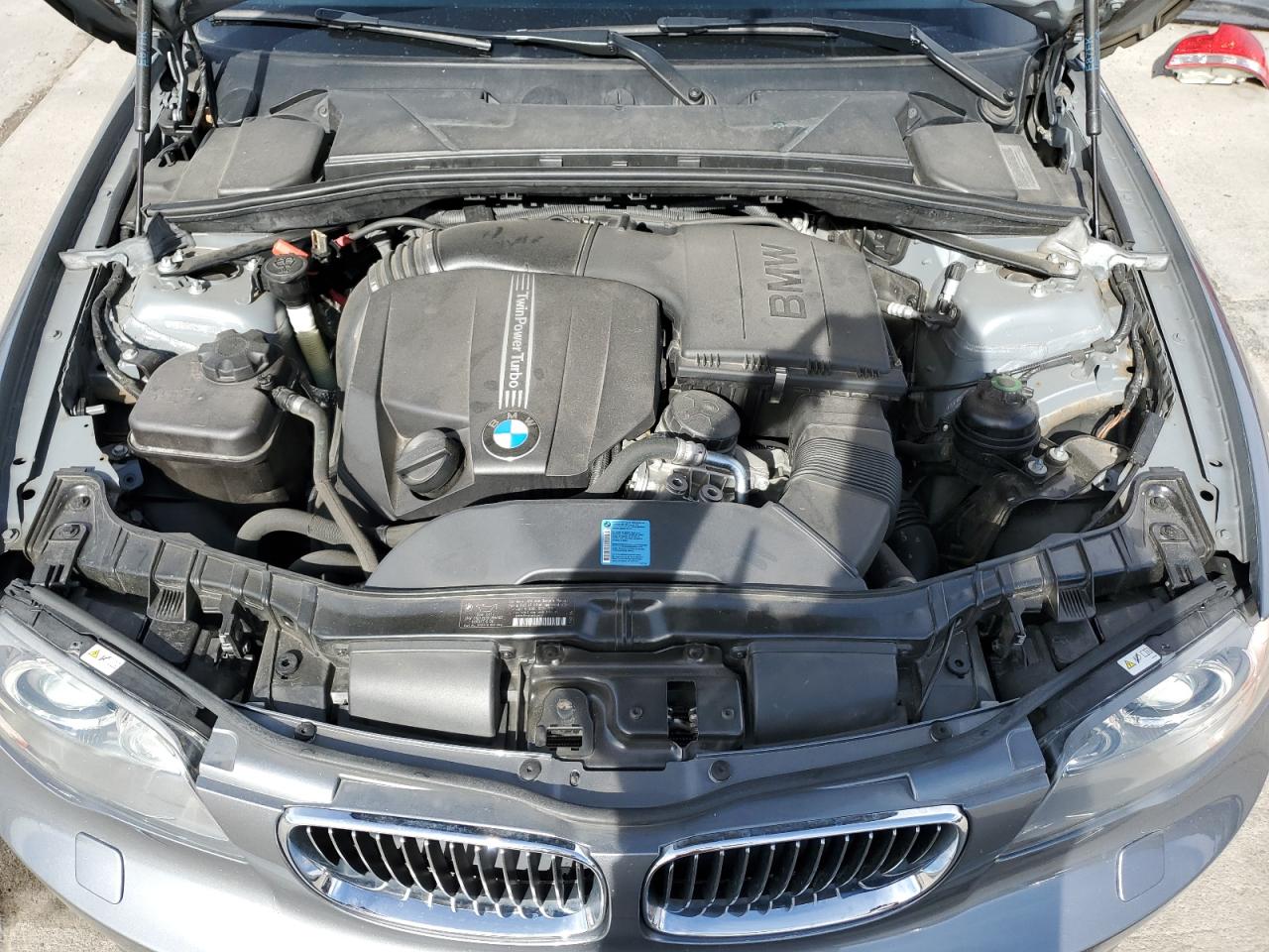2011 BMW 1er VIN WBAUN7C59BVM24329 Copart auction photo, rear end damage thumbnail 11
