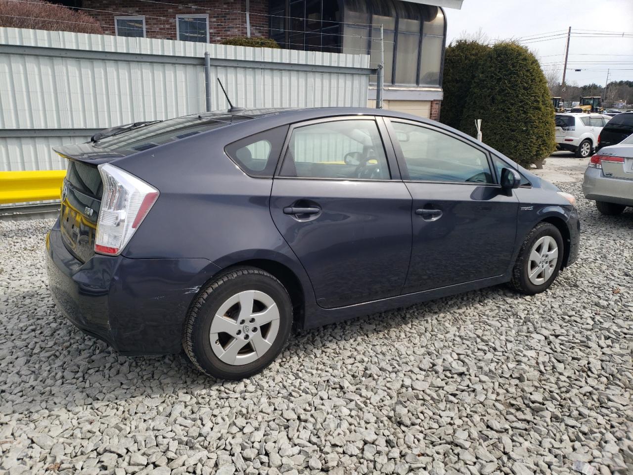 2010 Toyota Prius VIN JTDKN3DU2A0113104 Copart auction photo, minor dent/scratches / mechanical damage thumbnail 3