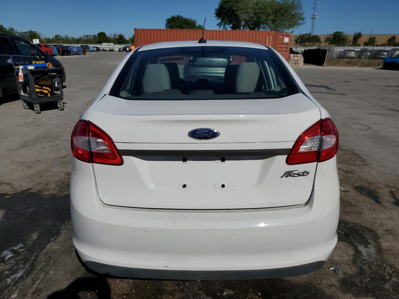 2013 Ford Fiesta VIN 3FADP4AJ5DM183867 Copart auction photo, side / front end damage thumbnail 6