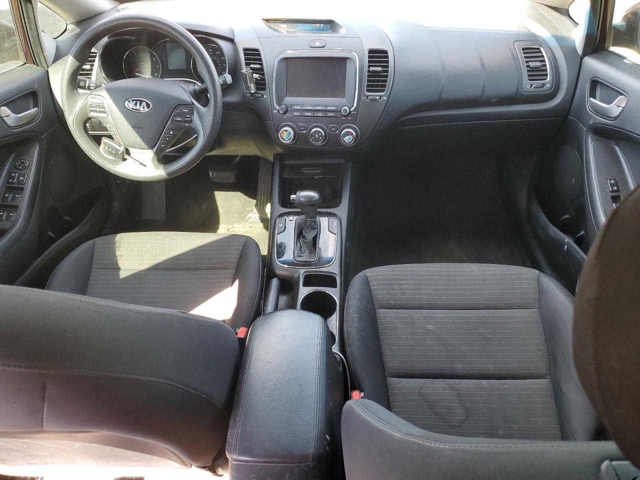 2018 KIA Forte VIN 3KPFL4A70JE170856 Copart auction photo, front end / mechanical damage thumbnail 8