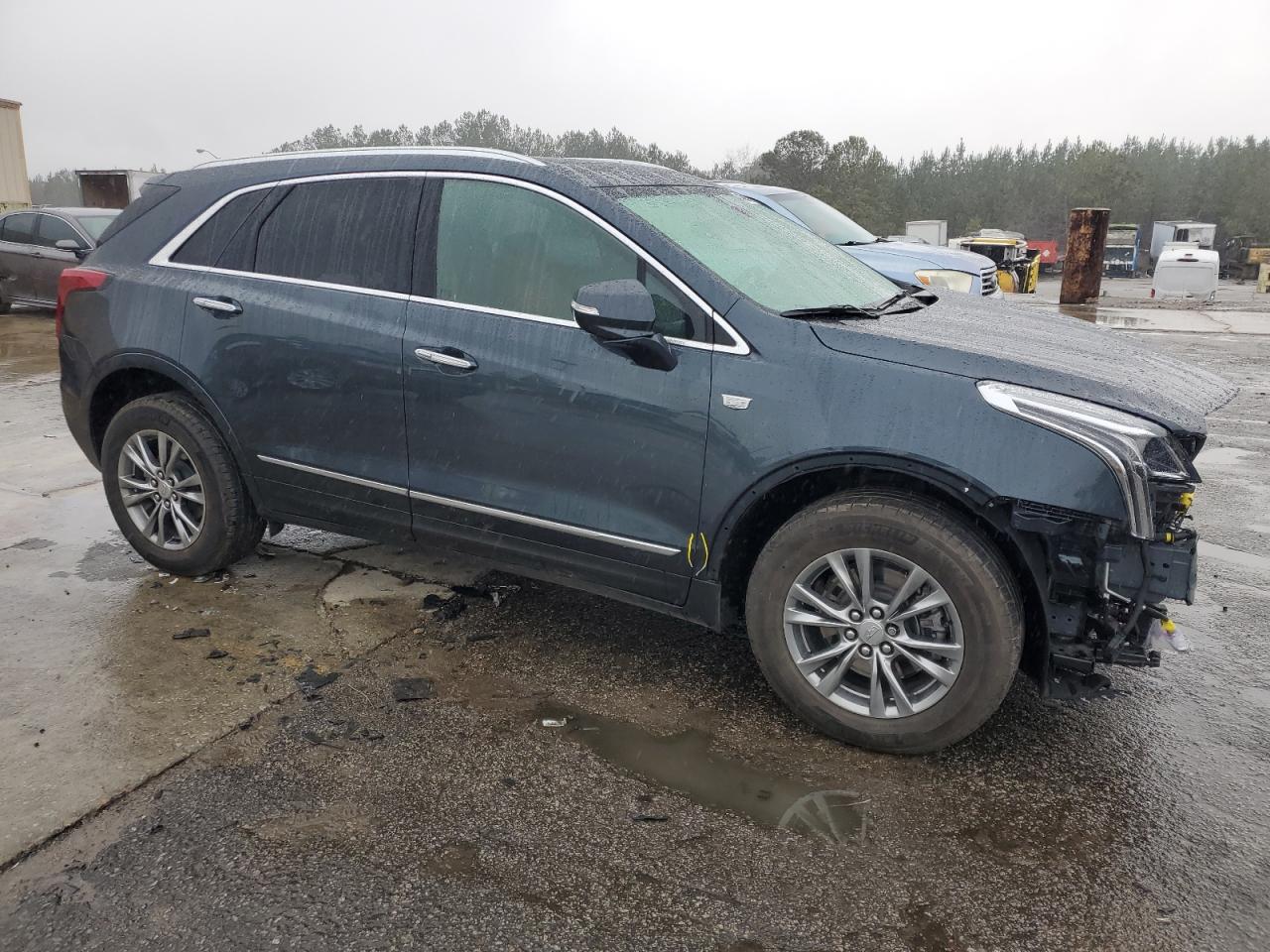 2021 Cadillac XT5 VIN 1GYKNDRS4MZ170492 Copart auction photo, front end damage thumbnail 4