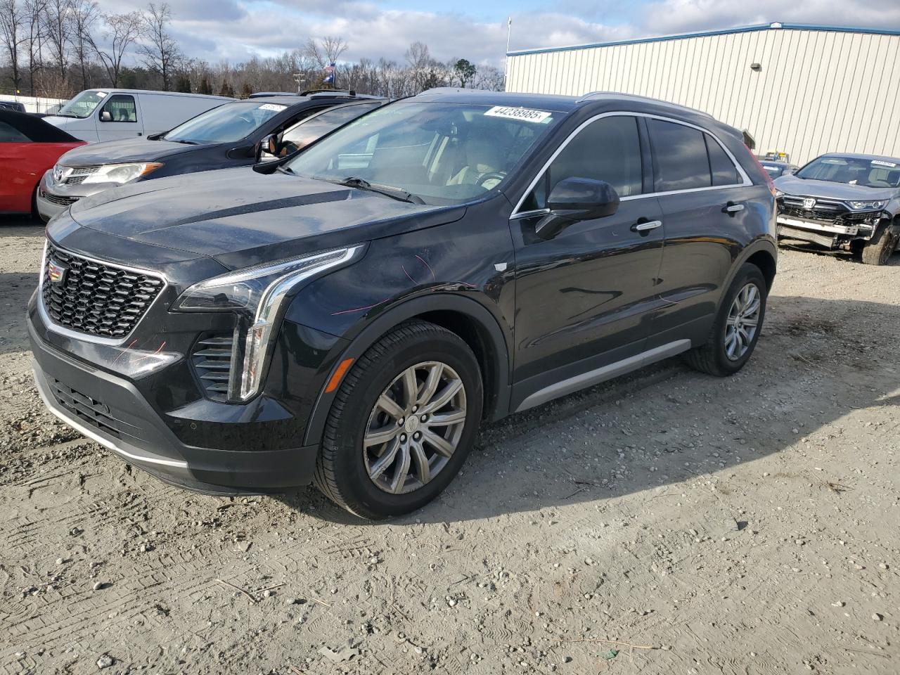 2019 Cadillac XT4 VIN 1GYFZCR47KF153976