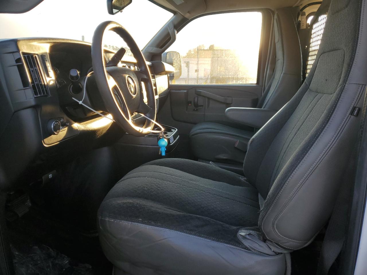 2018 Chevrolet Express VIN 1GCWGAFG6J1904771 Copart auction photo, mechanical damage thumbnail 7