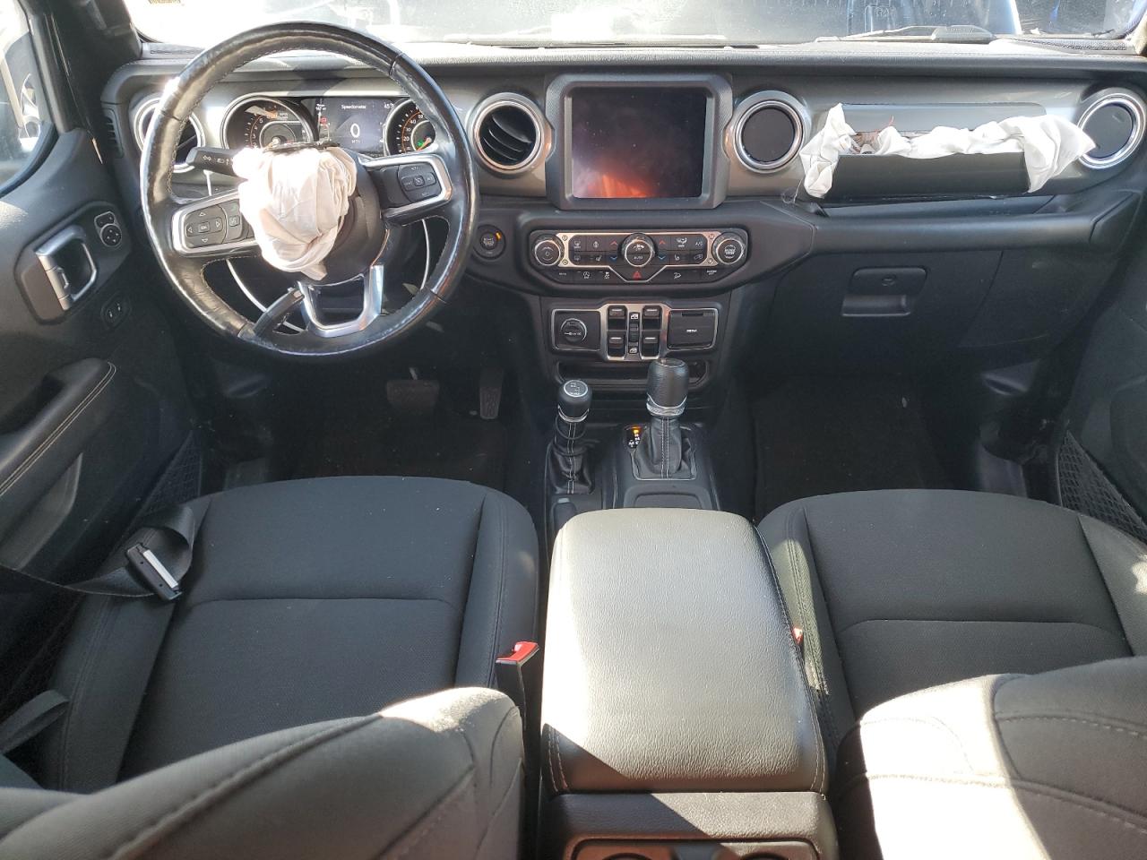 2019 Jeep Wrangler VIN 1C4HJXEN9KW686696 Copart auction photo, front end damage thumbnail 8