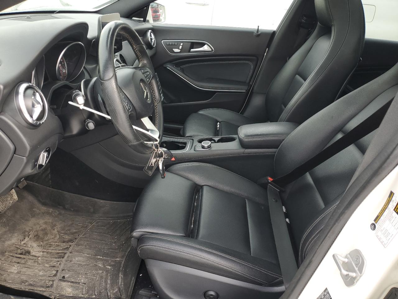 2018 Mercedes-Benz CLA-klasse VIN WDDSJ4GB7JN584265 Copart auction photo, vandalism / side damage thumbnail 7