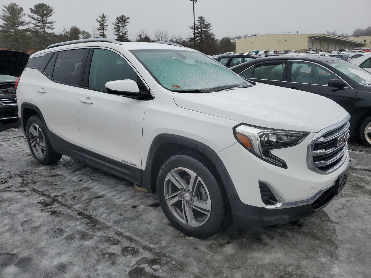 2019 GMC Terrain VIN 3GKALVEV3KL207487 Copart auction photo, rear end / minor dent/scratches damage thumbnail 4
