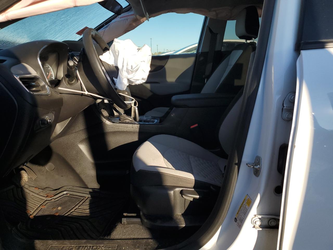 2019 Chevrolet Equinox VIN 2GNAXHEV5K6108747 Copart auction photo, rear end / front end damage thumbnail 7