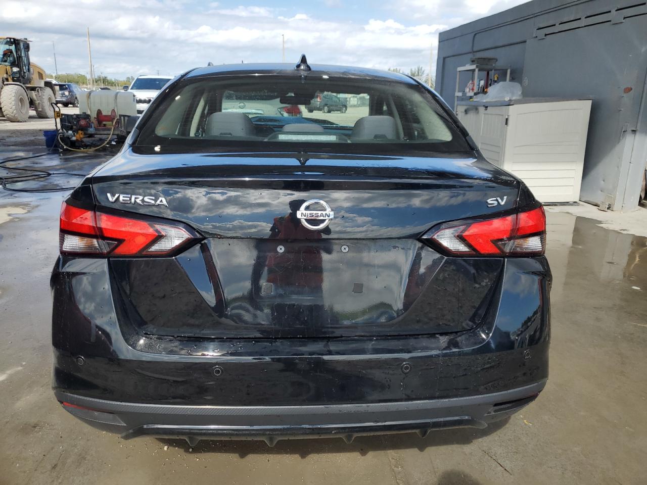 2021 Nissan Versa VIN 3N1CN8EV0ML890965 Copart auction photo, front end / minor dent/scratches damage thumbnail 6