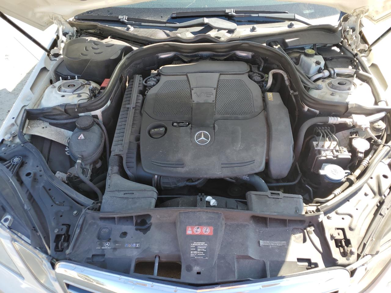 2012 Mercedes-Benz E-klasse VIN WDDHF8JB0CA610405 Copart auction photo, front end / minor dent/scratches damage thumbnail 11