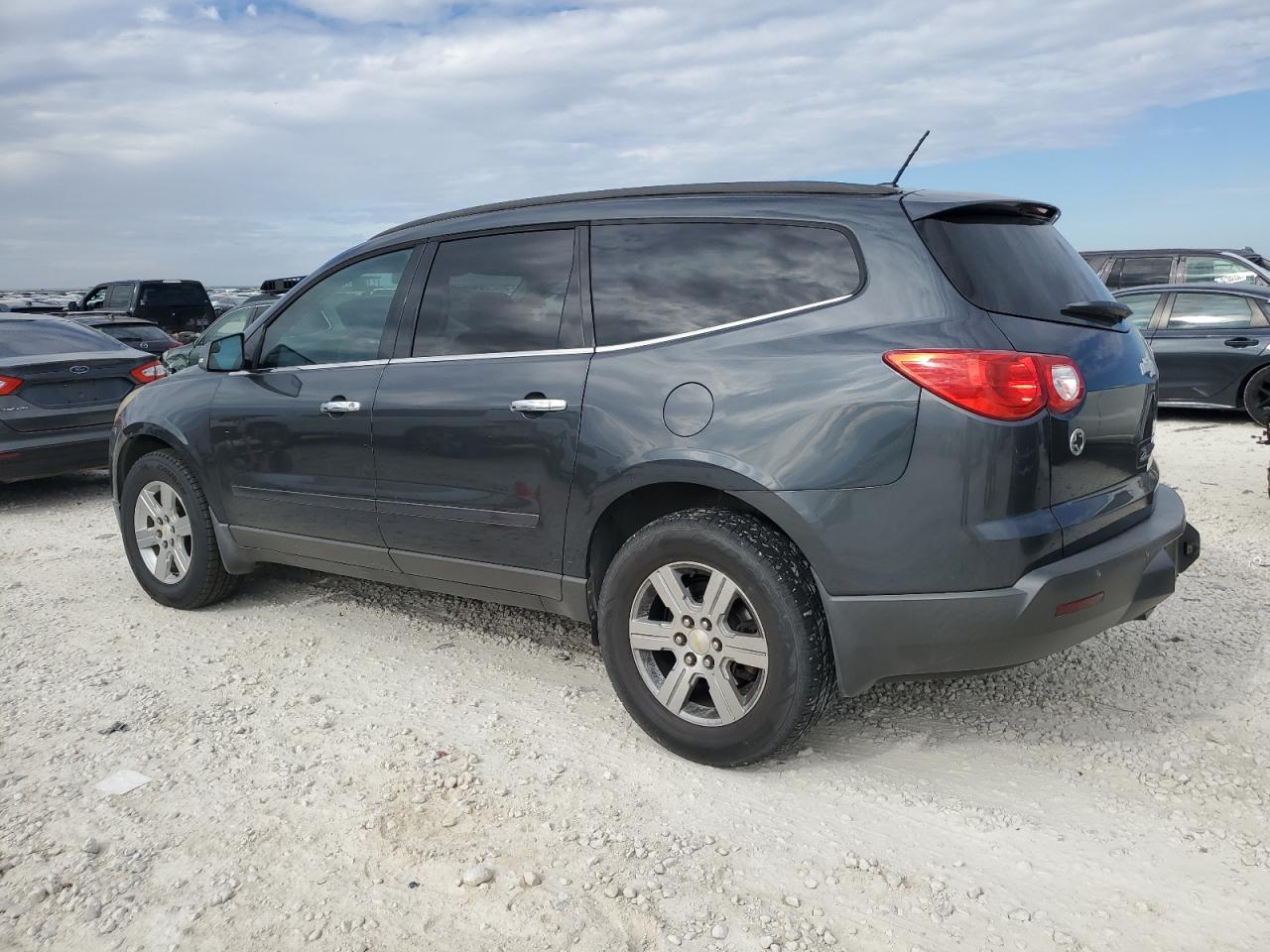 2011 Chevrolet Traverse VIN 1GNKRJEDXBJ167146 Copart auction photo, mechanical / minor dent/scratches damage thumbnail 2