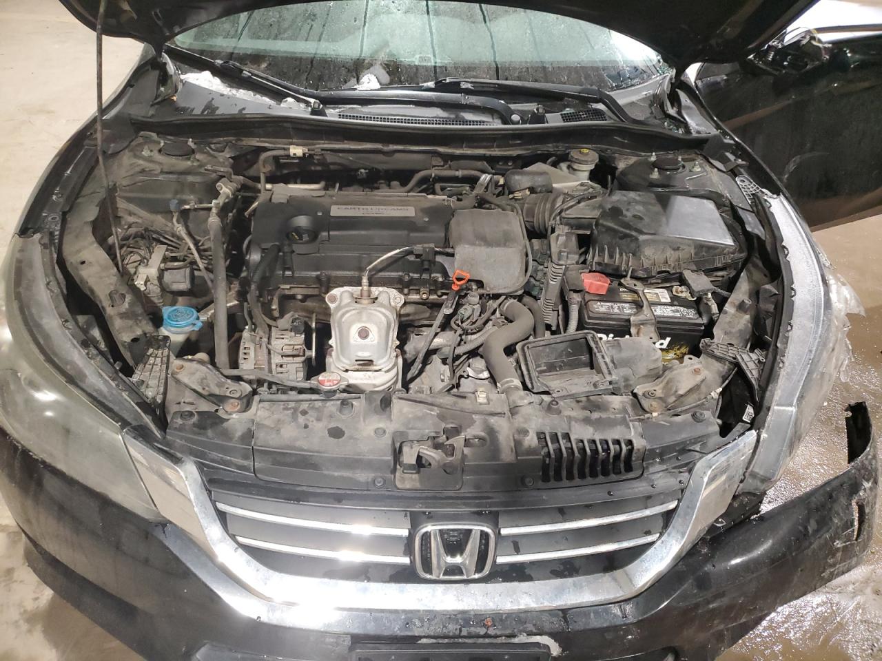 2015 Honda Accord VIN 1HGCR2F31FA187334 Copart auction photo, all over damage thumbnail 11