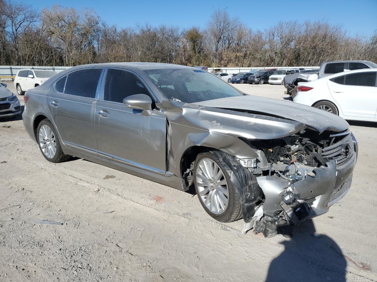 2017 Lexus LS VIN JTHDL5EF2H5008214 Copart auction photo, front end / minor dent/scratches damage thumbnail 4