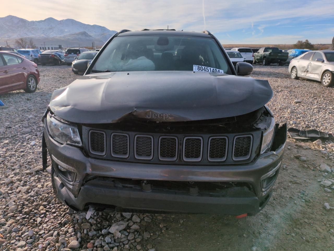 2019 Jeep Compass VIN 3C4NJDDB1KT780635 Copart auction photo, front end damage thumbnail 5