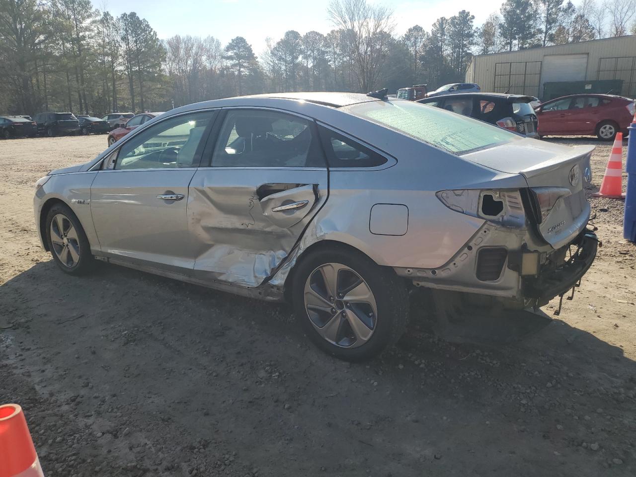 2017 Hyundai Sonata VIN KMHE34L19HA055153 Copart auction photo, side damage thumbnail 2
