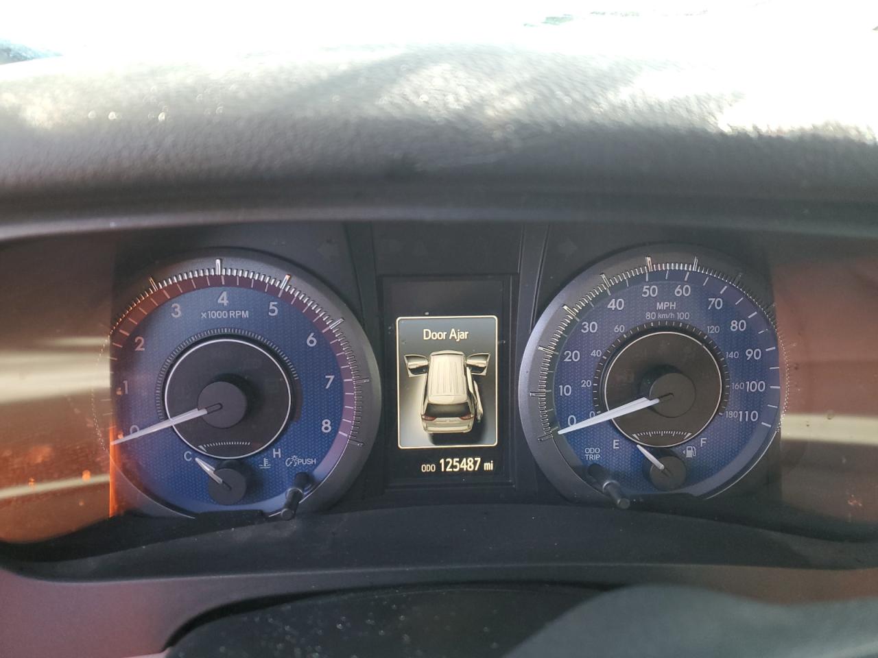 2019 Toyota Sienna VIN 5TDKZ3DC1KS003901 Copart auction photo, all over damage thumbnail 9
