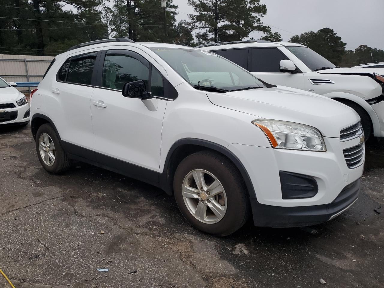 2016 Chevrolet Trax VIN 3GNCJLSB3GL179830 Copart auction photo, minor dent/scratches damage thumbnail 4