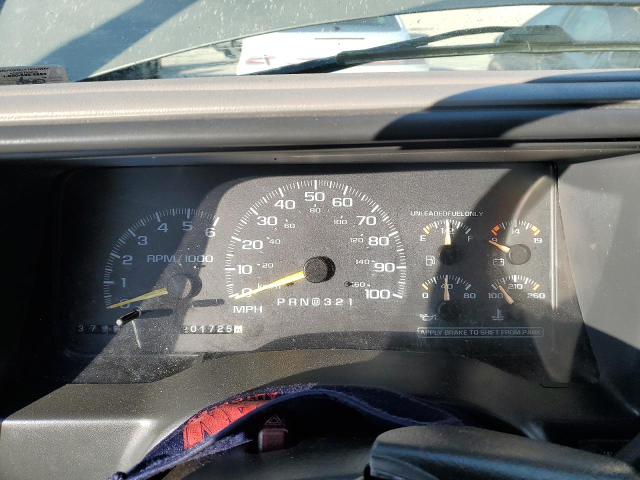 1999 Chevrolet Tahoe VIN 1GNEK13R3XR100333 Copart auction photo, front end damage thumbnail 9
