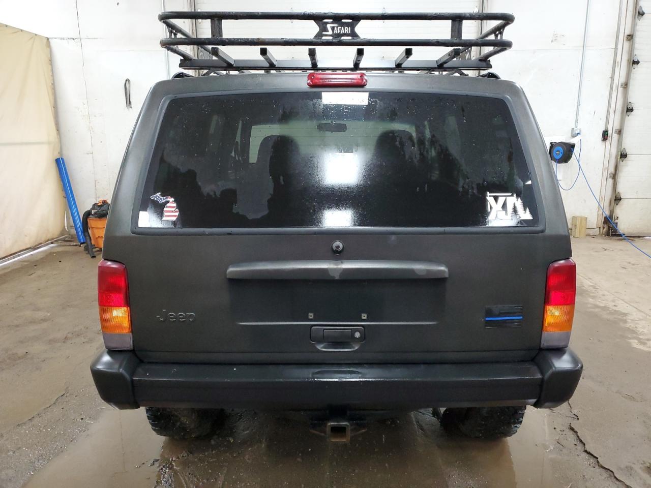 2000 Jeep Grand Cherokee VIN 1J4FF48S5YL105417 Copart auction photo, front end / minor dent/scratches damage thumbnail 6