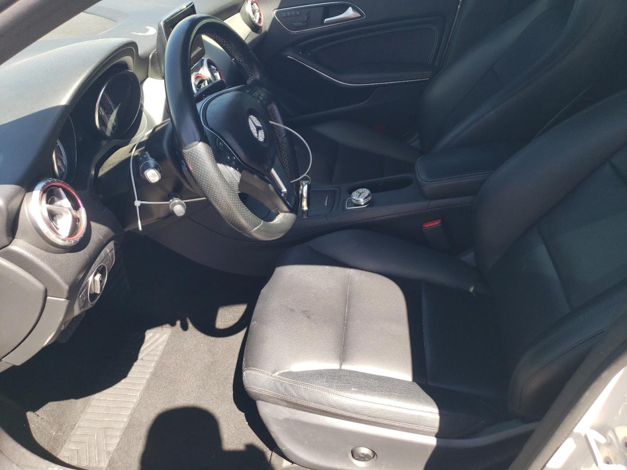 2014 Mercedes-Benz CLA-klasse VIN WDDSJ4GB7EN110533 Copart auction photo, undercarriage / mechanical damage thumbnail 7