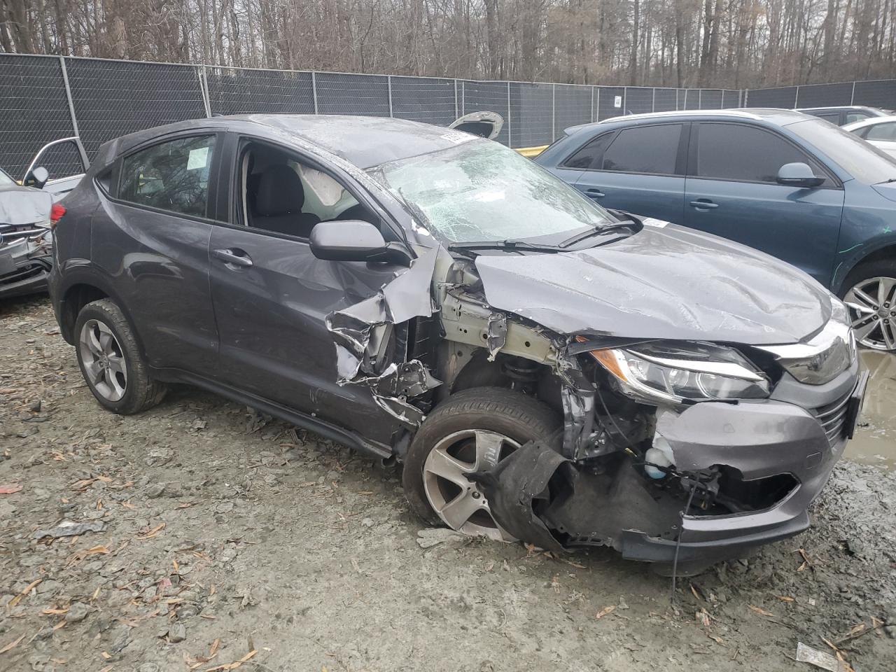 2022 Honda HR-V VIN 3CZRU6H30NM762689 Copart auction photo, all over damage thumbnail 4