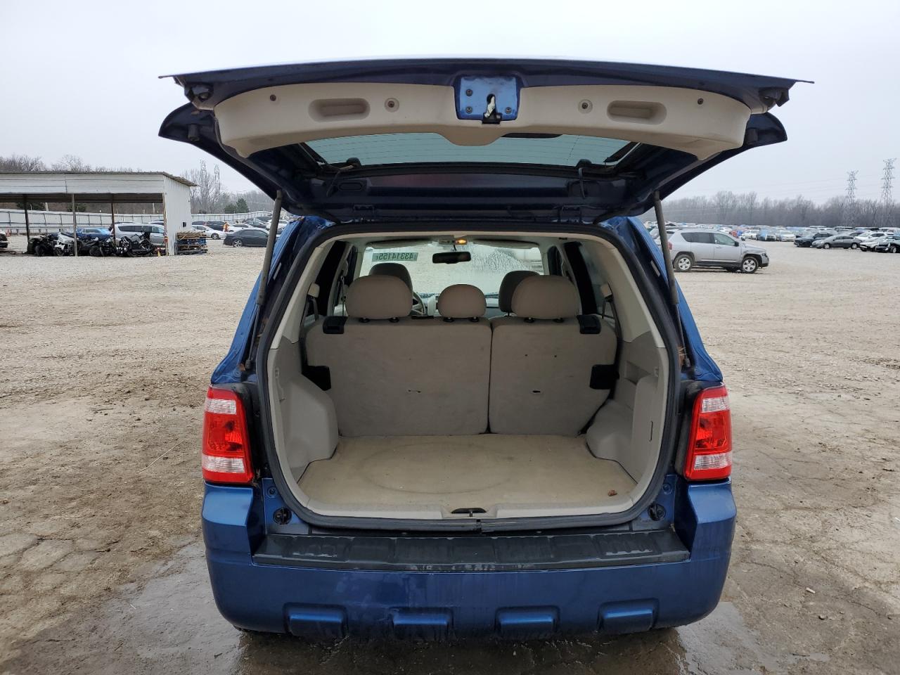 2008 Ford Escape VIN 1FMCU031X8KE51227 Copart auction photo, front end / side damage thumbnail 6