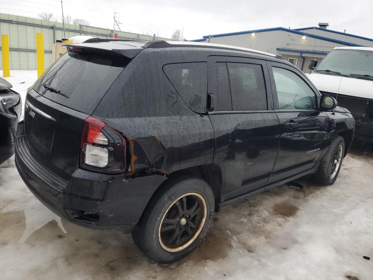 2014 Jeep Compass VIN 1C4NJDBB0ED538190 Copart auction photo, rear end / front end damage thumbnail 3