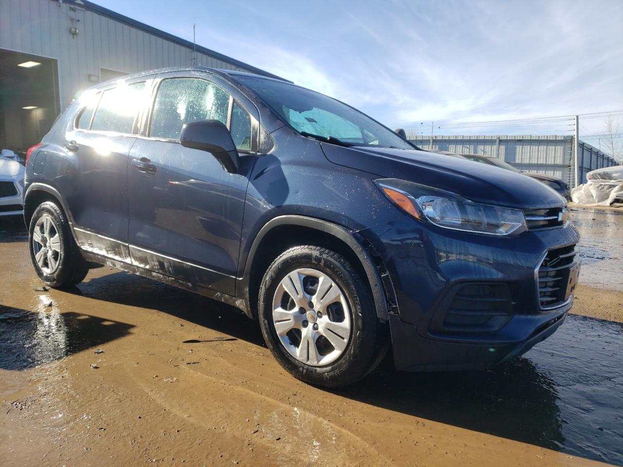 2018 Chevrolet Trax VIN 3GNCJKSB6JL172209 Copart auction photo, rear end / front end damage thumbnail 4