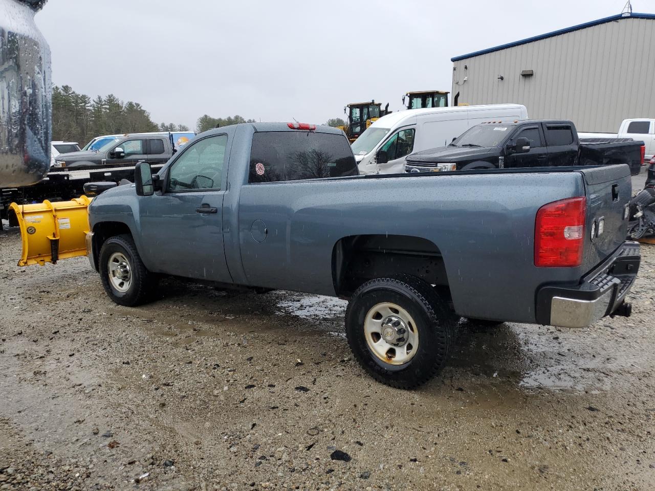2009 Chevrolet Silverado VIN 1GCHK84619F152826 Copart auction photo, burn - interior damage thumbnail 2