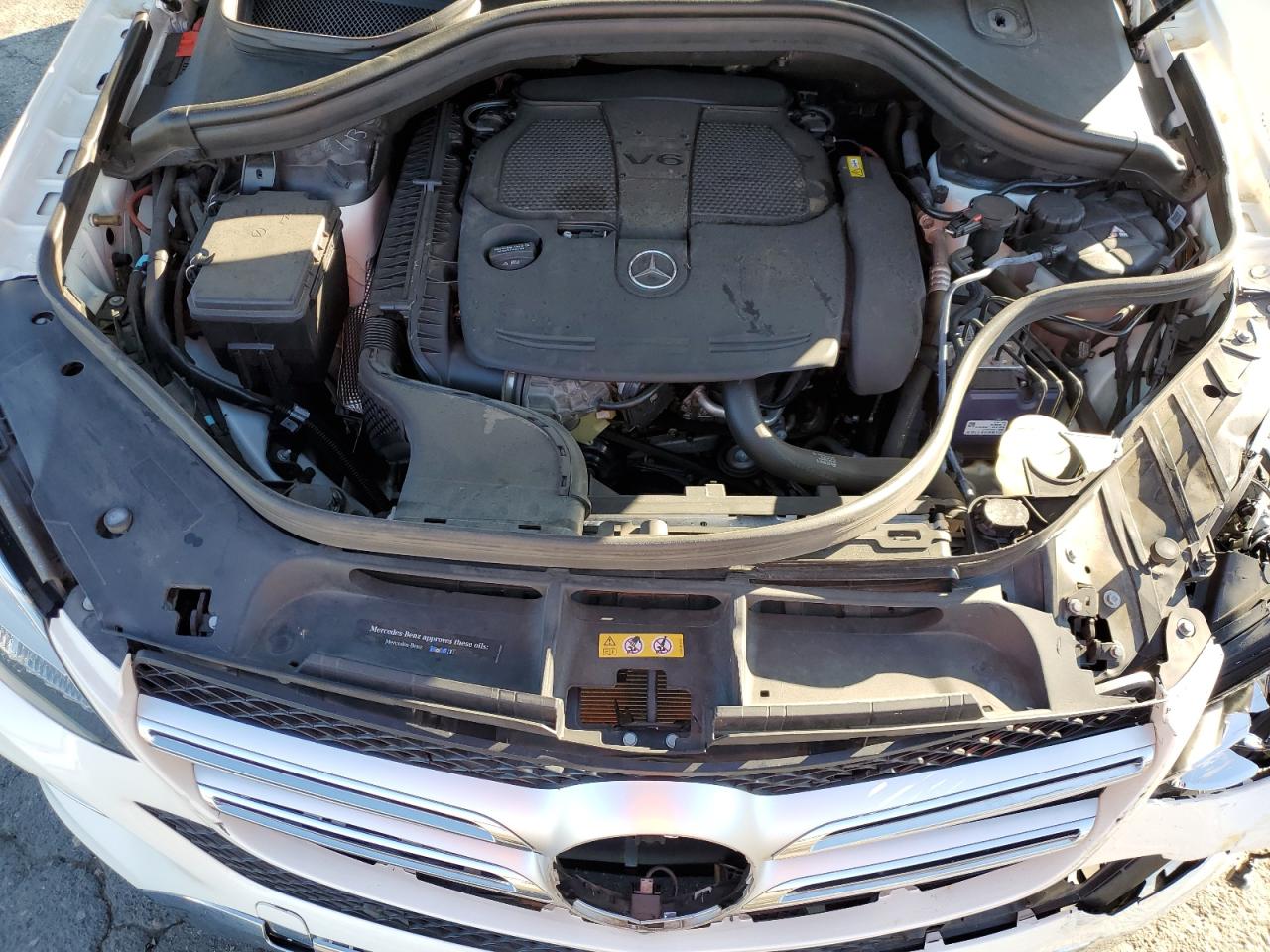 2018 Mercedes-Benz GLE VIN 4JGDA5JB6JB085567 Copart auction photo, front end damage thumbnail 12