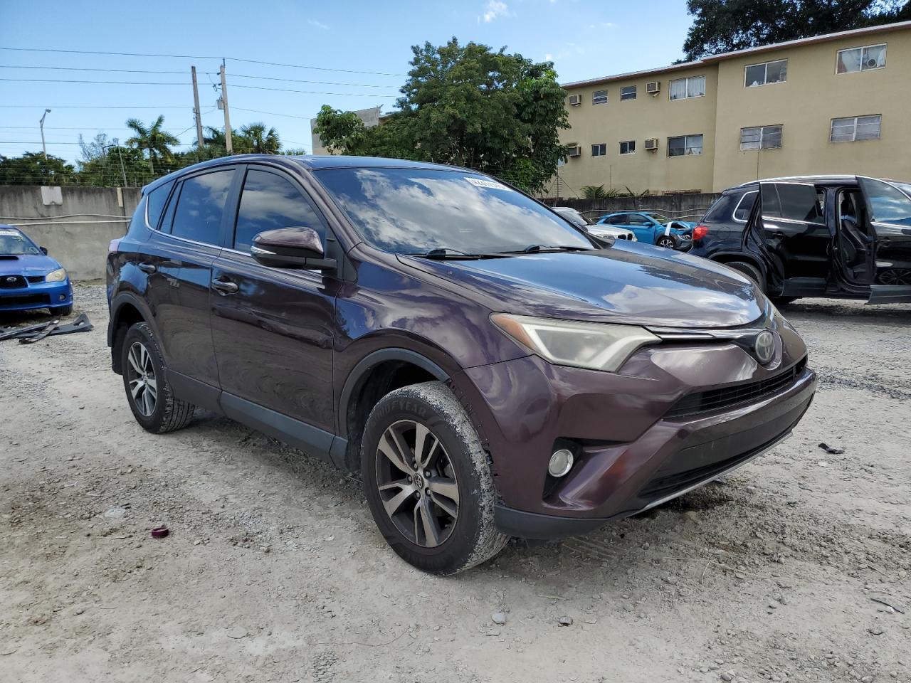 2017 Toyota RAV 4 VIN 2T3WFREV4HW367993 Copart auction photo, rear end / minor dent/scratches damage thumbnail 4