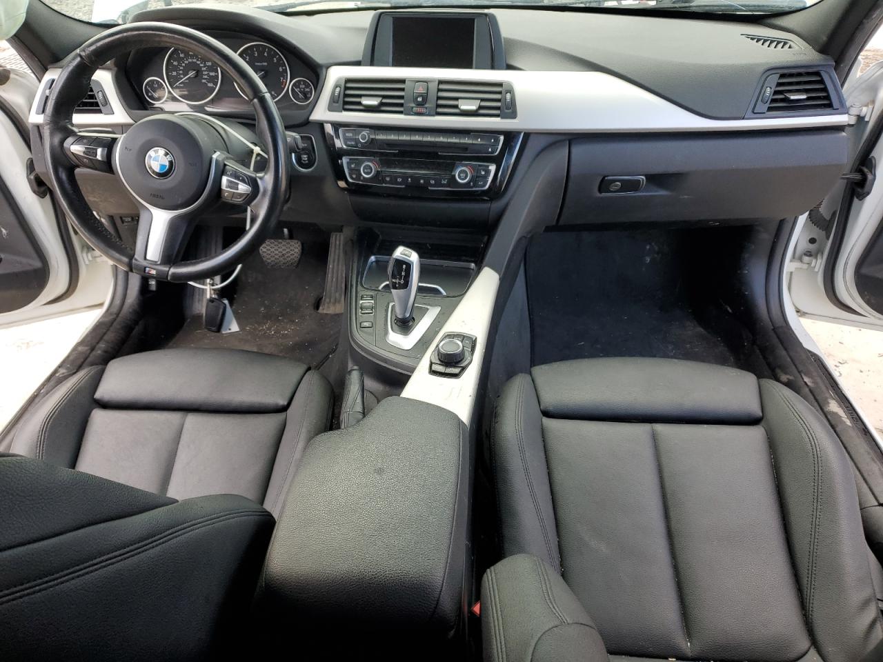 2016 BMW 3er VIN WBA8A3C55GK551447 Copart auction photo, side / rear end damage thumbnail 8