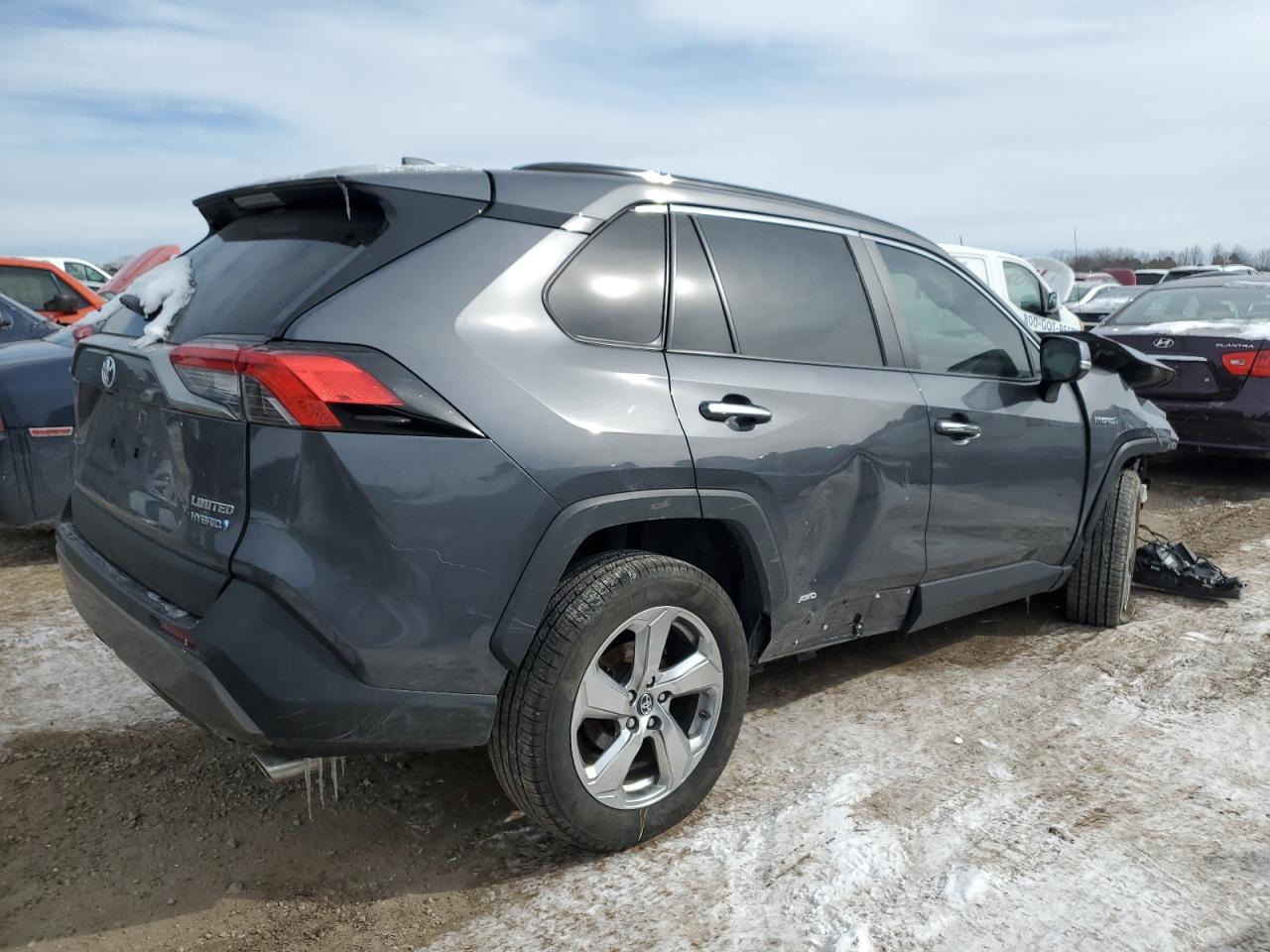 2020 Toyota RAV 4 VIN 2T3DWRFV8LW058039 Copart auction photo, front end / side damage thumbnail 3