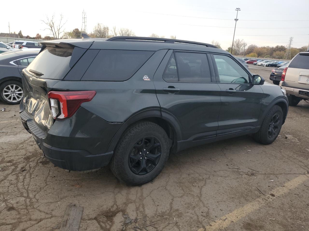 2021 Ford Explorer VIN 1FMSK8JH4MGC46211 Copart auction photo, rear end damage thumbnail 3