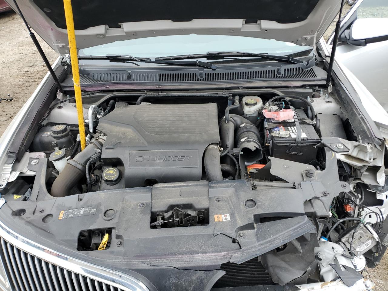 2015 Lincoln MKS VIN 1LNHL9FT4FG601469 Copart auction photo, front end damage thumbnail 12