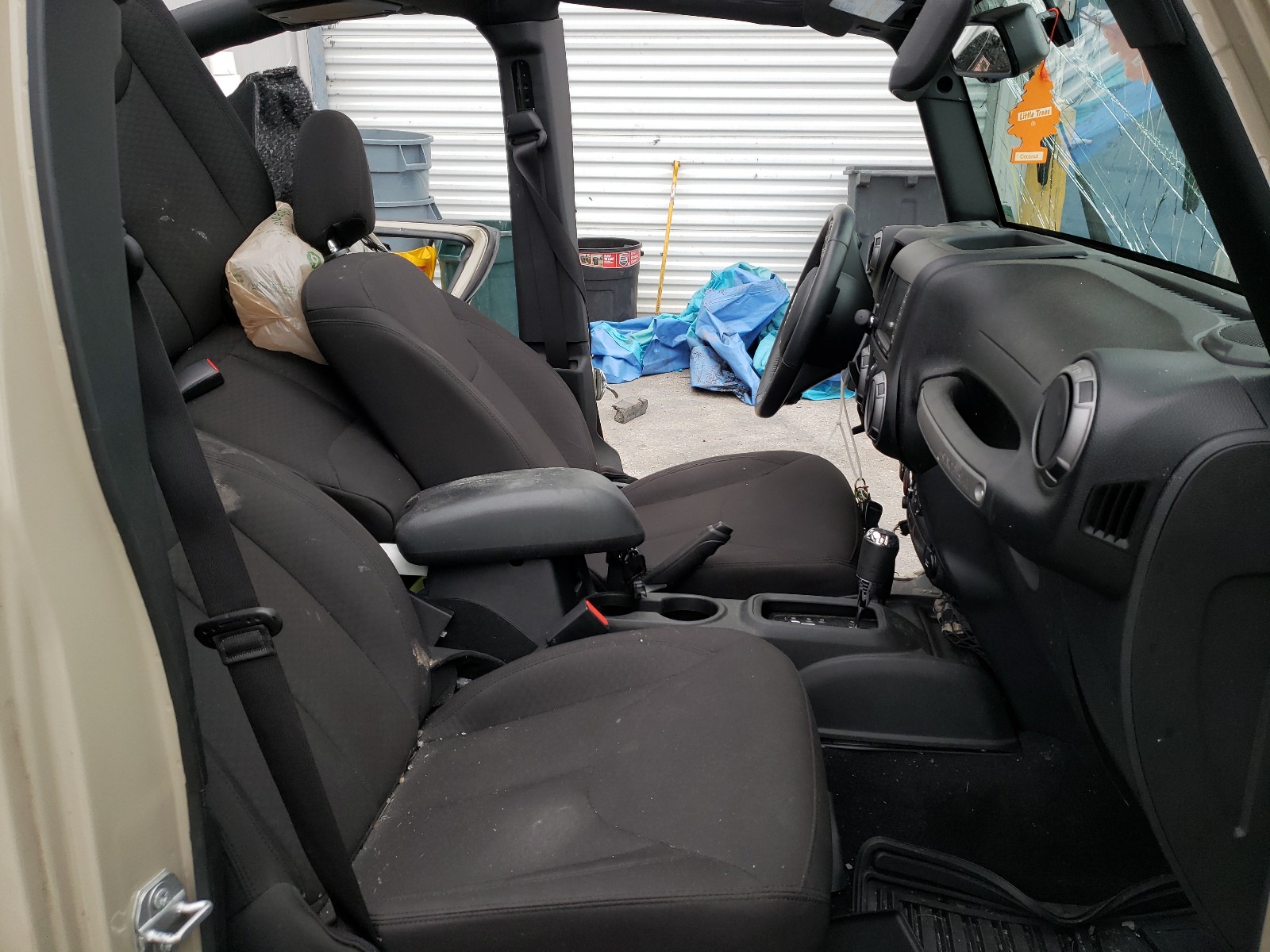 2017 Jeep Wrangler VIN 1C4BJWDG6HL622855 Copart auction photo, rollover damage thumbnail 5