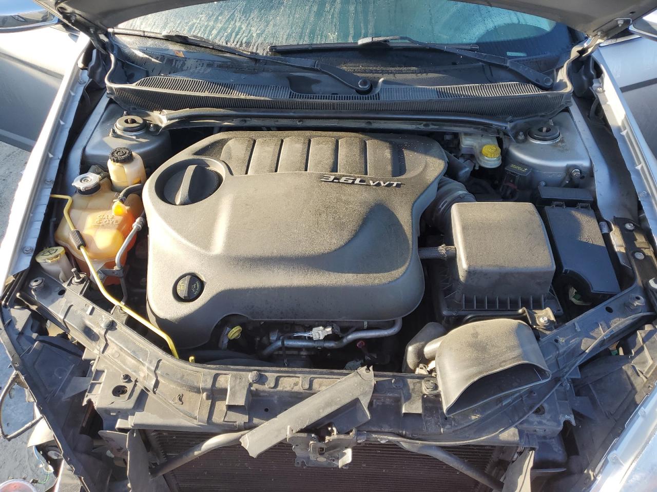 2014 Chrysler 200 VIN 1C3CCBCGXEN100419 Copart auction photo, front end damage thumbnail 11