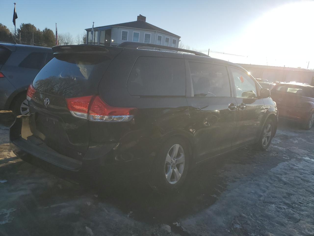 2012 Toyota Sienna VIN 5TDKK3DC4CS262694 Copart auction photo, biohazard/chemical / all over damage thumbnail 3
