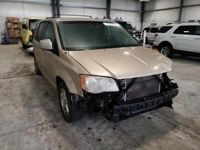 2013 Dodge Caravan VIN 2C4RDGCG8DR582812 Copart auction photo, front end damage thumbnail 12