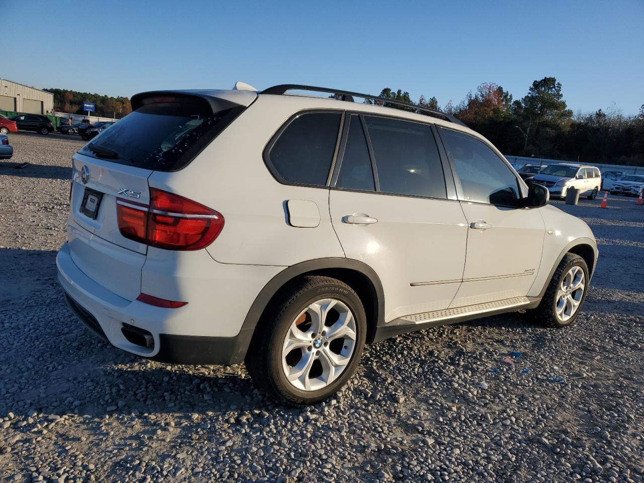 2012 BMW X5 VIN 5UXZV8C52CL424568 Copart auction photo, minor dent/scratches / side damage thumbnail 3